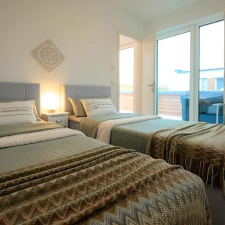 Deichbude - Modernes Fuer 4 Personen Holiday home Tossens