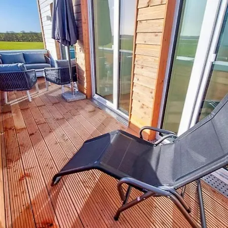 Deichbude - Modernes Fuer 4 Personen Holiday home